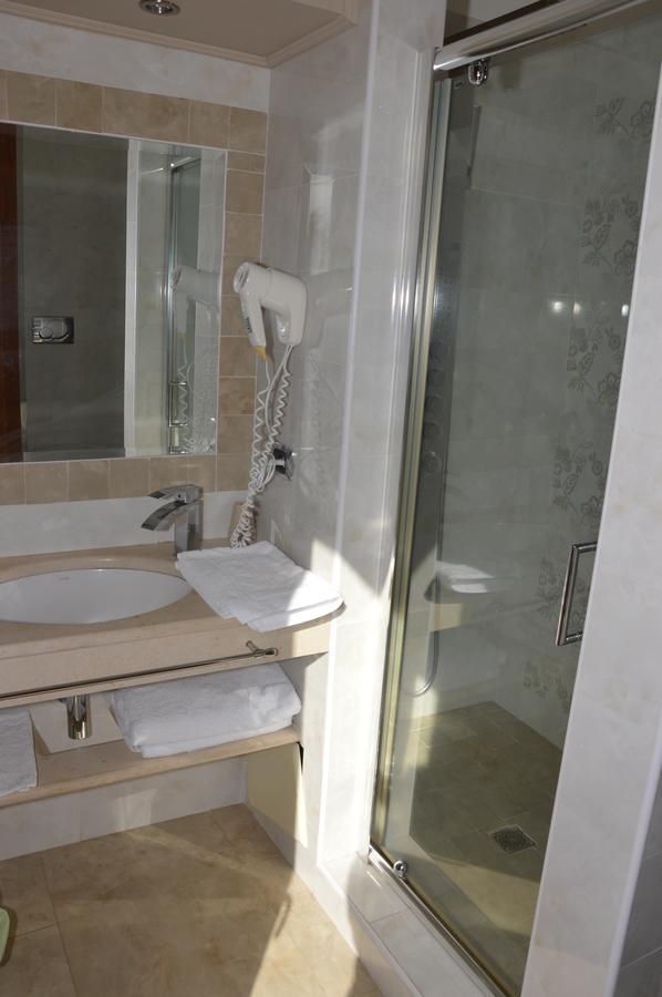 Roccamonfina Palace Hotel 객실 사진