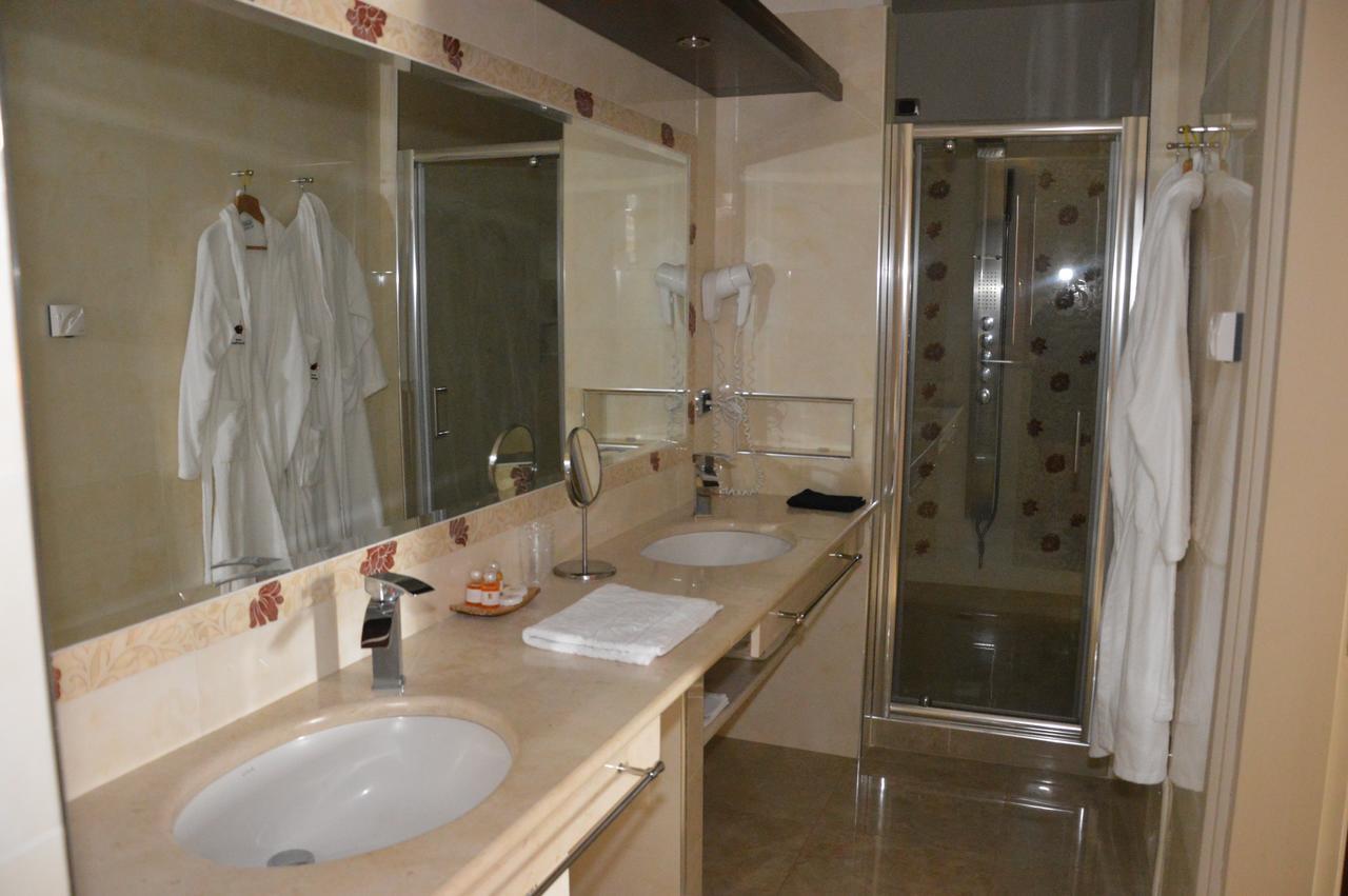 Roccamonfina Palace Hotel 객실 사진