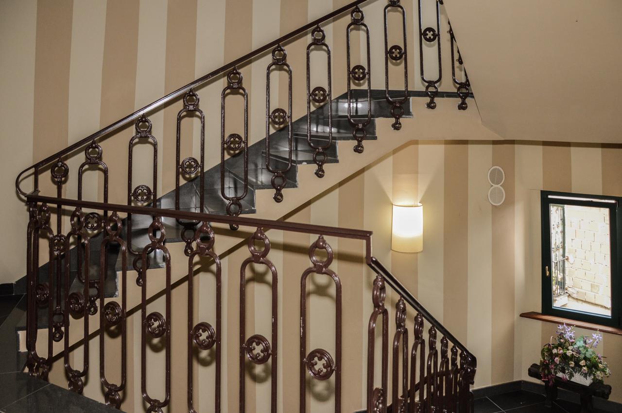 Roccamonfina Palace Hotel 외부 사진