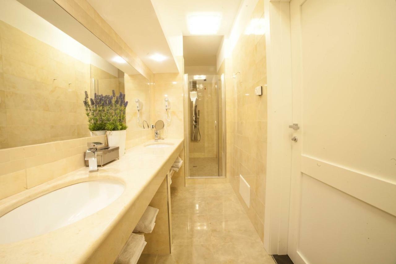 Roccamonfina Palace Hotel 외부 사진